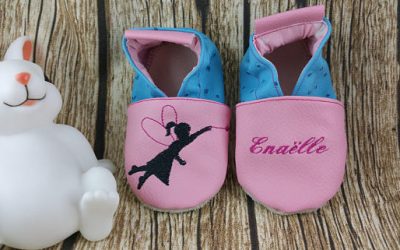 Chaussons souples et accessoires personnalisés par Bidiartiste