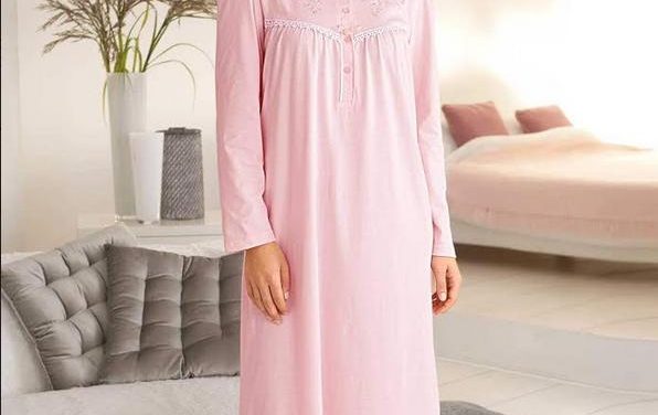 Une chemise de nuit irrésistible pour la nuit