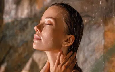 6 mythes sur le lavage des cheveux