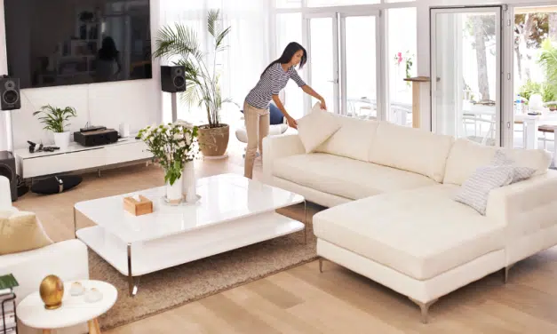 6 conseils pour nettoyer et ranger la décoration saisonnière de votre maison