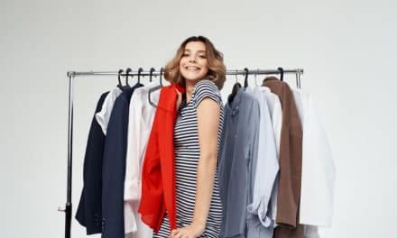 Comment construire une garde-robe féminine polyvalente ?