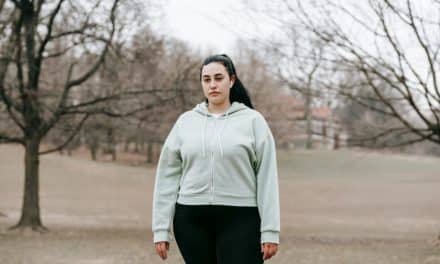 Le legging grande taille : une pièce indispensable pour un look décontracté ce printemps